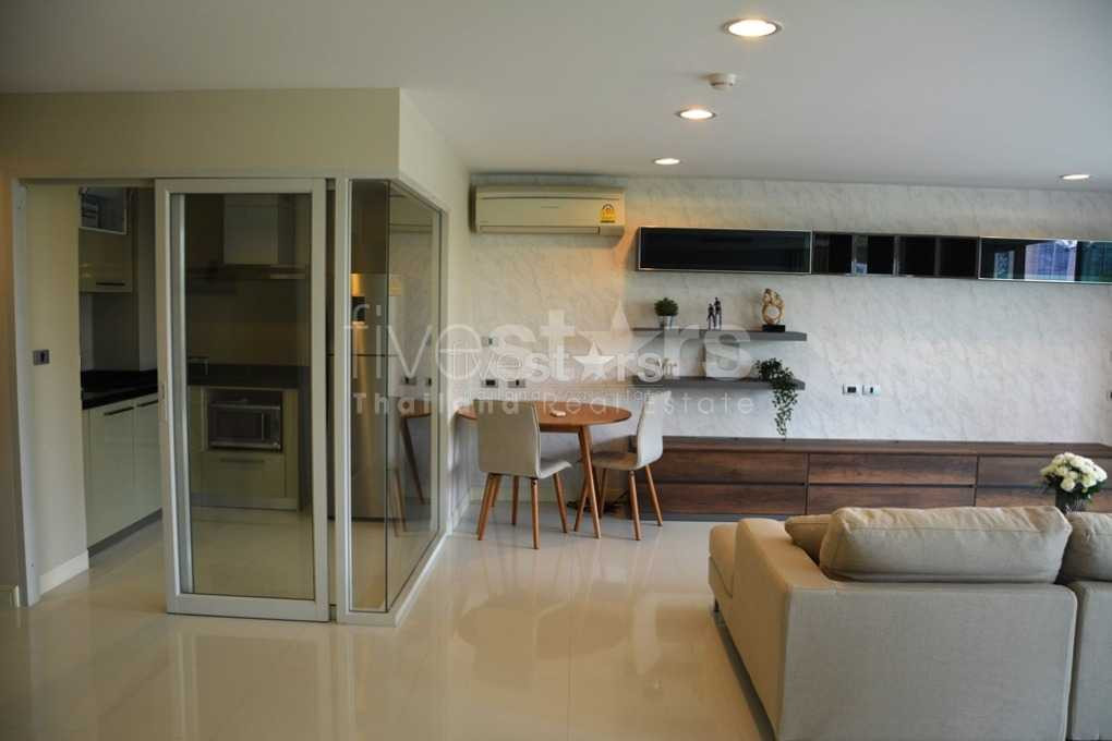 Appartement 3 chambres juste à côté du parc Benjasiri et à 500 mètres du BTS Phromphong, photo 5