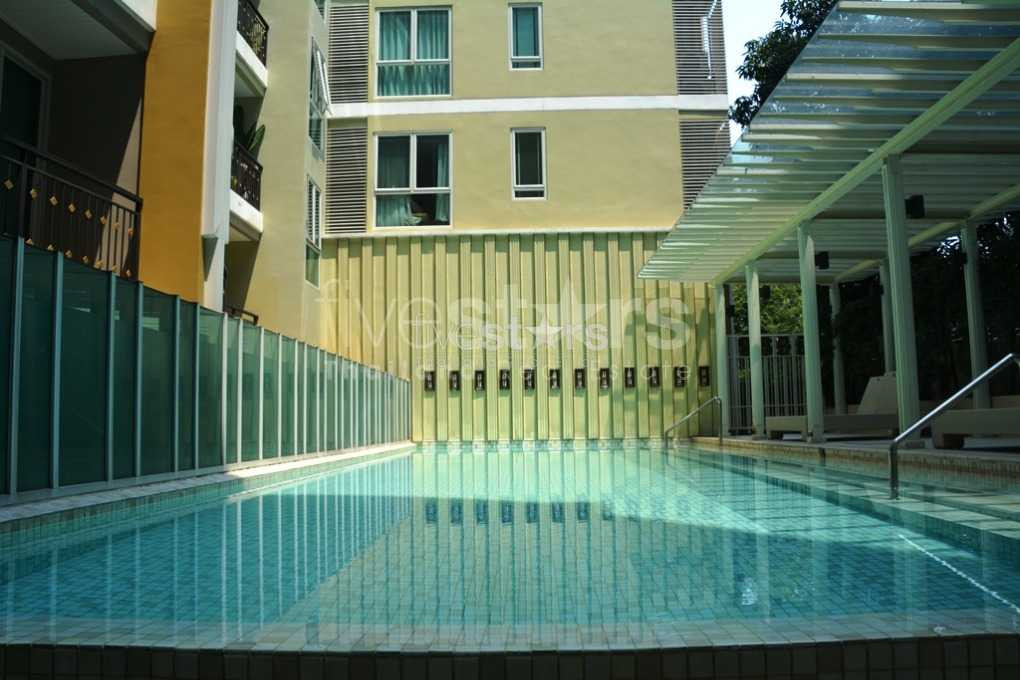 Appartement 3 chambres juste à côté du parc Benjasiri et à 500 mètres du BTS Phromphong, photo 10