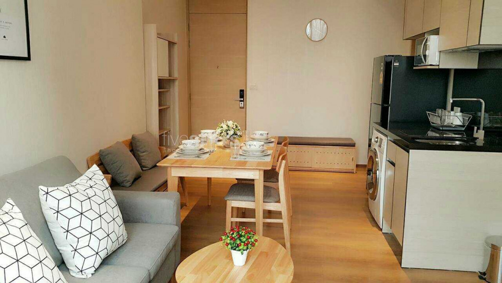 Appartement à distance de marche du BTS Phrom Phong