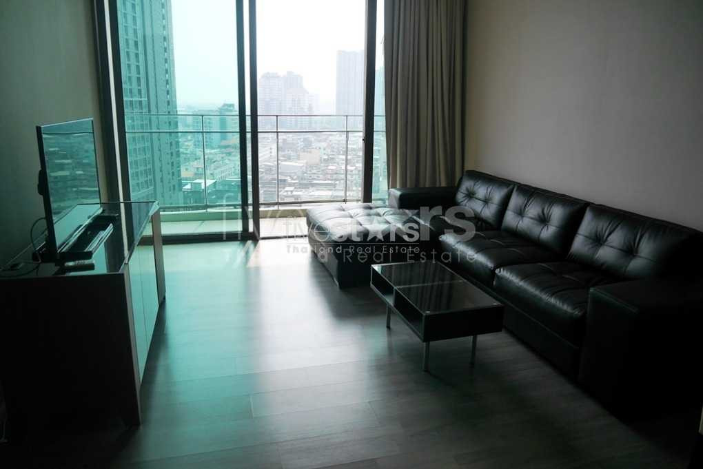 Appartement moderne de 2 chambre proche du BTS Phra Khanong, photo 2