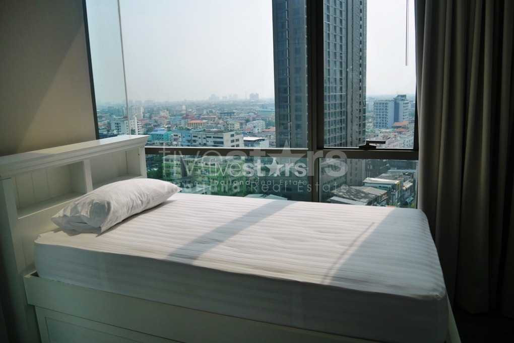 Appartement moderne de 2 chambre proche du BTS Phra Khanong, photo 7