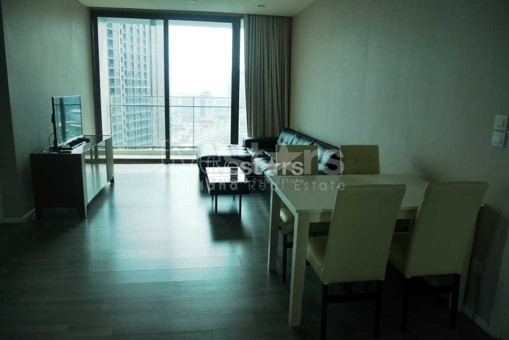 Appartement moderne de 2 chambre proche du BTS Phra Khanong, photo 3