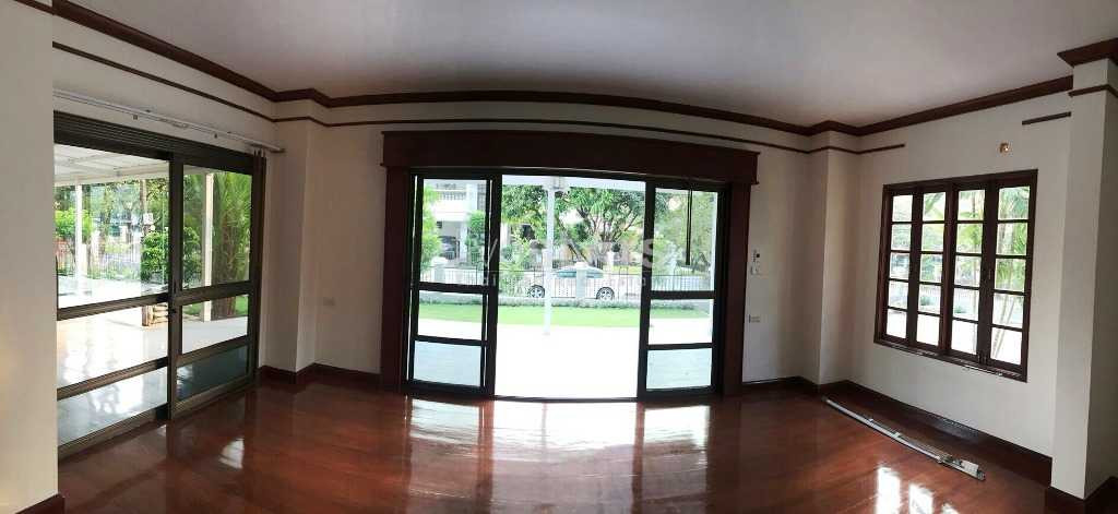 Maison de 4 chambres avec jardin à Srinakarin, photo 7