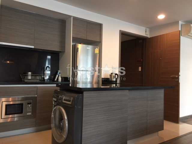 Spacieux appartement une chambre proche du BTS Asoke, photo 2
