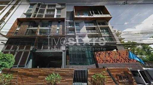 Spacieux appartement une chambre proche du BTS Asoke