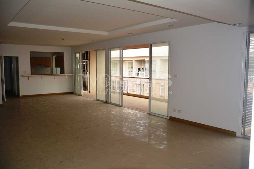 Appartement 4 chambres au coeur de Phromphong, photo 3