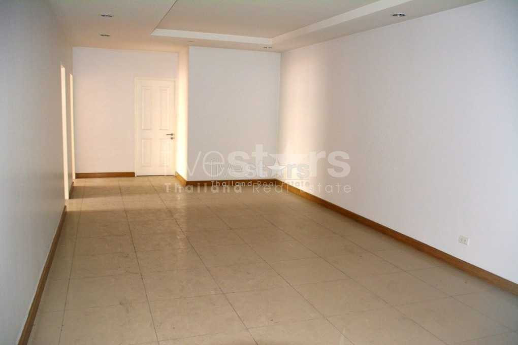 Appartement 4 chambres au coeur de Phromphong, photo 6