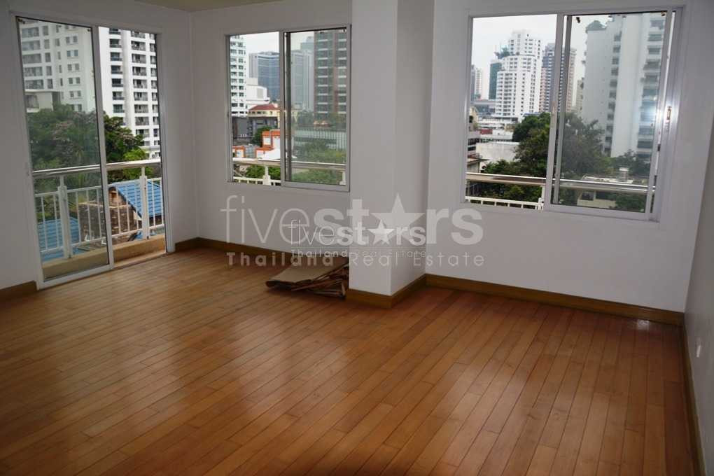 Appartement 4 chambres au coeur de Phromphong, photo 7