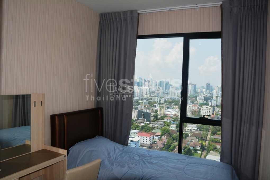 Appartement 2 chambres en étage élevé proche de Thonglor, photo 9