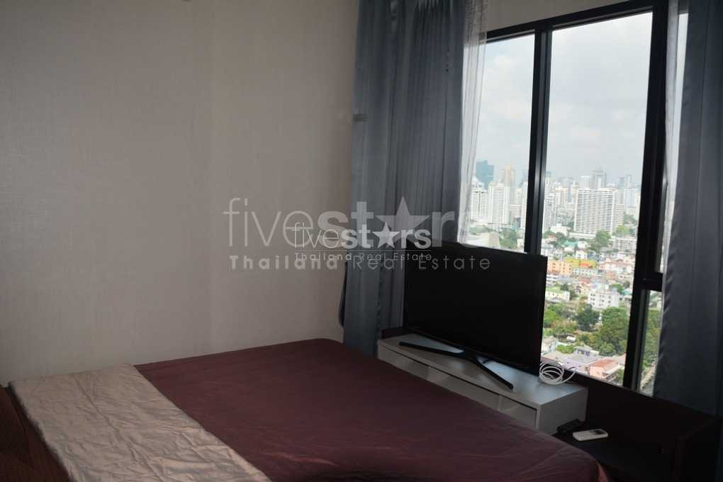 Appartement 2 chambres en étage élevé proche de Thonglor, photo 8