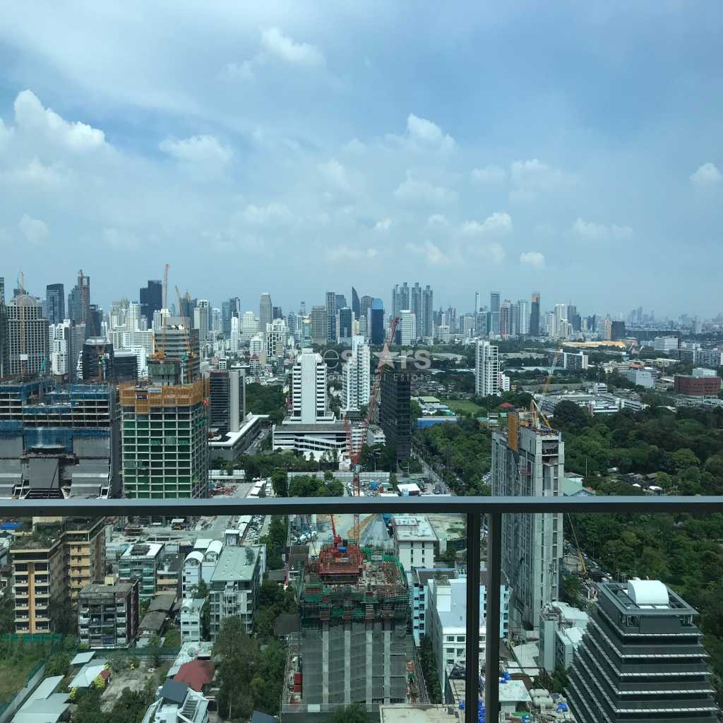 2-Bedroom Luxury Condominium in Rajadamri