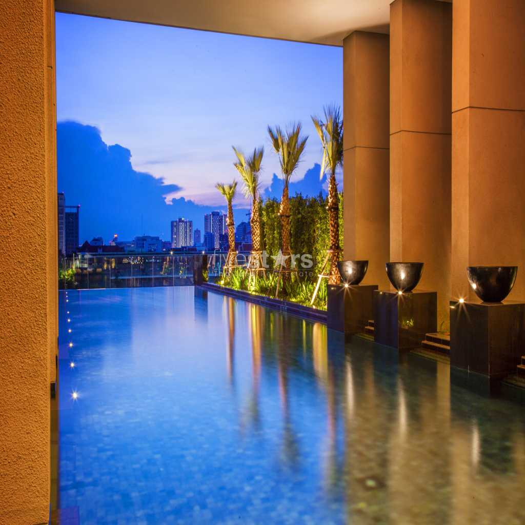 2-Bedroom Luxury Condominium in Rajadamri, photo 10
