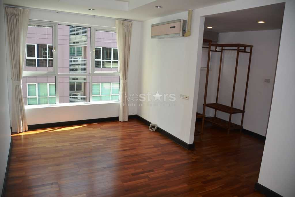 Appartement spacieux de 4 chambres à Ekamai, photo 5