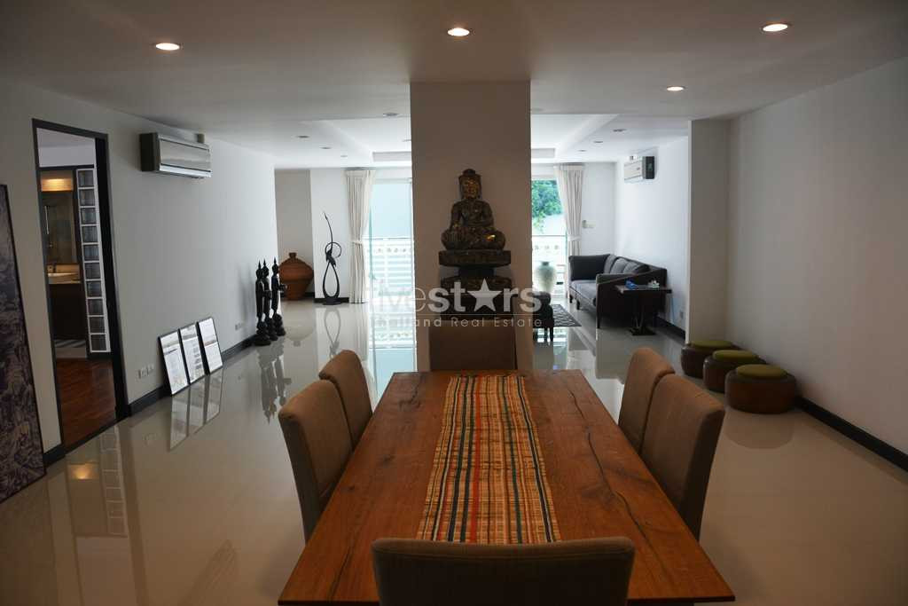 Appartement spacieux de 4 chambres à Ekamai