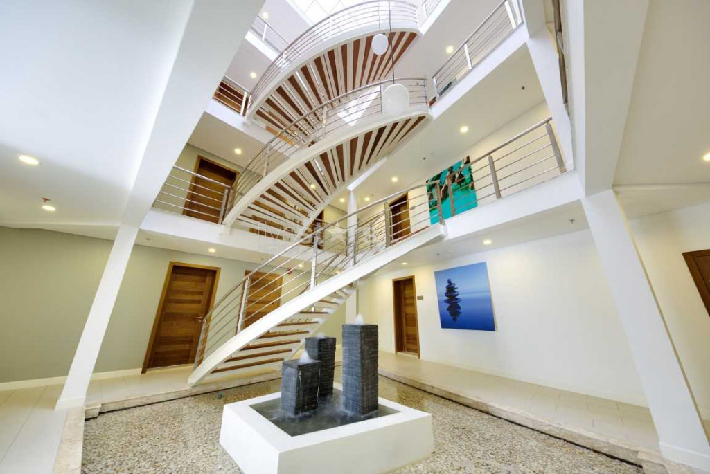 New 2-bedroom condo in a prime location in Choeng Mon, photo 10
