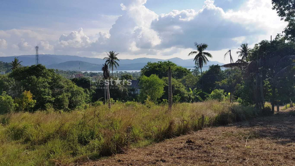Terrain de 1600 m² avec vue mer à Plai Laem