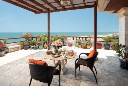 Property AHHQ31000