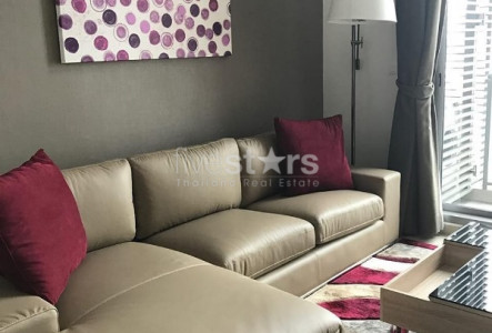 1-bedroom duplex condo for sale close to Ekkamai BTS station