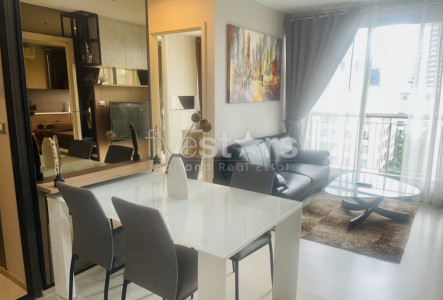 2-bedroom condo for rent on Ekamai