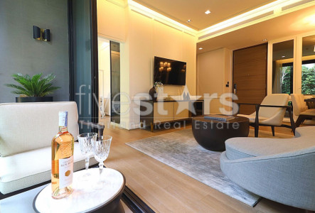 Classy 3 bedroom apartment for sale in Ekamai