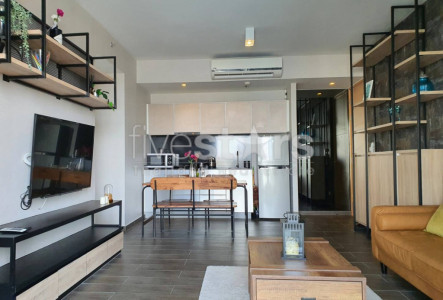 2 bedroom condo for sale close to Ekamai BTS station
