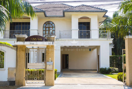 4 bedroom villa for sale in Hua Hin