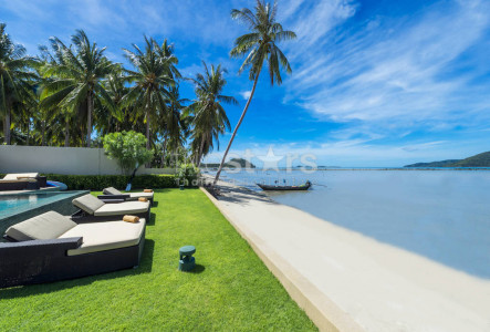 Unique beachfront villa for sale