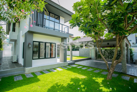 4 bedrooms single house for sale, near CDC, easy to access express way
