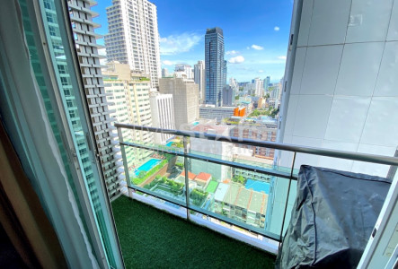 2-bedroom condo for rent close to Nana BTS Station