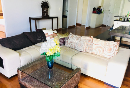 2 bedroom condo for rent on Asoke to Phetchaburi