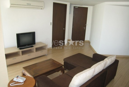 2 bedroom apartment for rent on Asoke