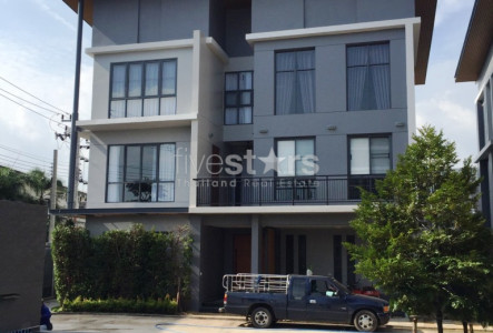 house in compound 4bedrooms for rent in Bangna Lasalle near St. Andrew school Bangkokpattana school