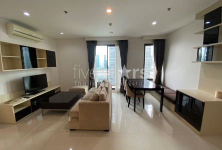 2-bedroom condo for rent on Asoke to Petchaburi