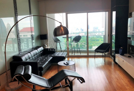 2+1 bedroom condo for rent on Asoke to Phrom Phong