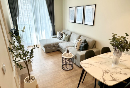 Luxury 2 - Bedrooms condo for rent on Phrom Phong