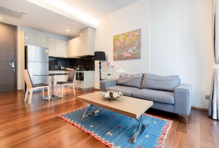 Modern 1- Bedroom for sale on Thonglo
