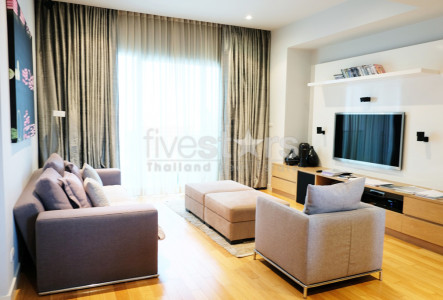 Large unit 3-Bedroom for rent on Promphong