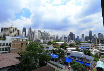 4 bedrooms apartment for rent in Sukhumvit