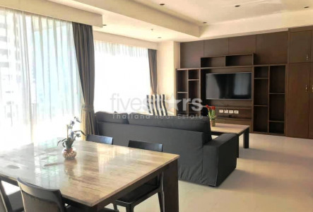 The Emporio Place 2 bedrooms condo for rent in Sukhumvit BTS Phromphong