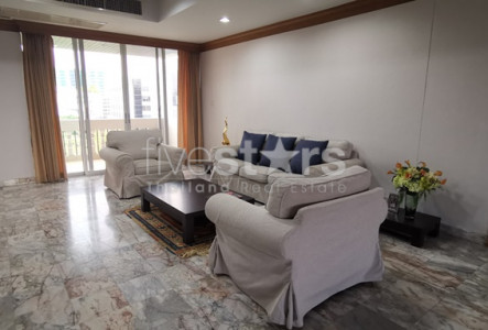 Pet friendly 3 bedrooms apartment for rent in Thonglor