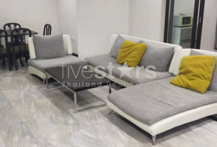2 bedrooms condo for rent 3 minutes walk to BTS Phrompong