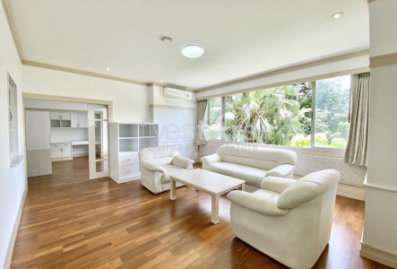 2 bedroom spacious for rent on Thong Lo