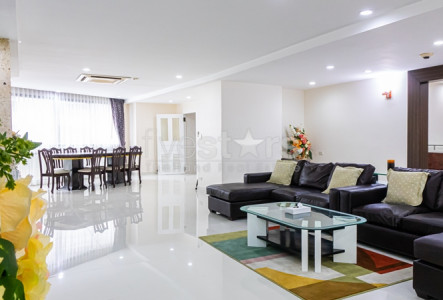 3 bedrooms condo for rent in Sukhumvit BTS Phromphong