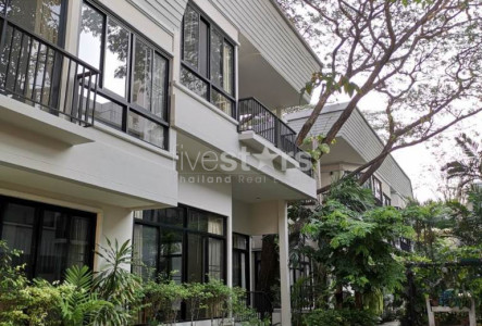 Nice Villa 2 bedrooms close to BTS Thonglor