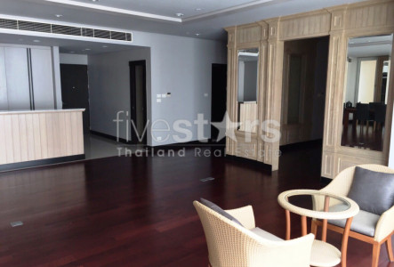 The Park Chidlom 3  bedrooms condo for rent in Bangkok BTS Chidlom