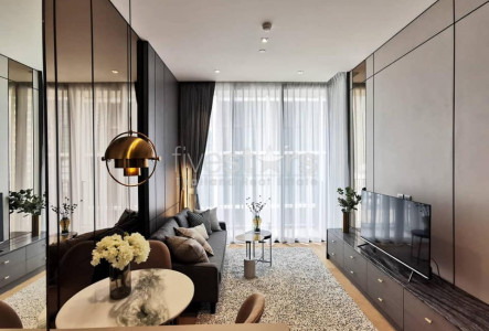 1-bedroom new condo right on Chidlom Road