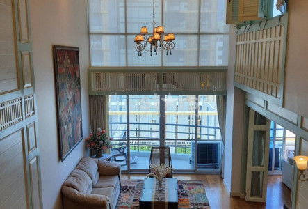 Beautiful classic style duplex for rent