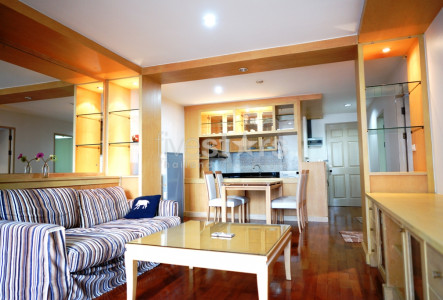 Large 1 bedroom condo for rent in Ratchadamri