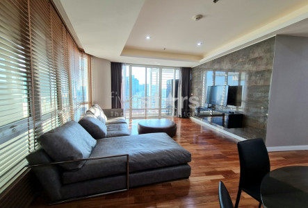 2 bedroom newly remodeled condo for rent close to BTS Ratchadamri