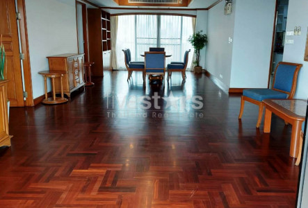 3-bedroom spacious condo for rent at Riverside 